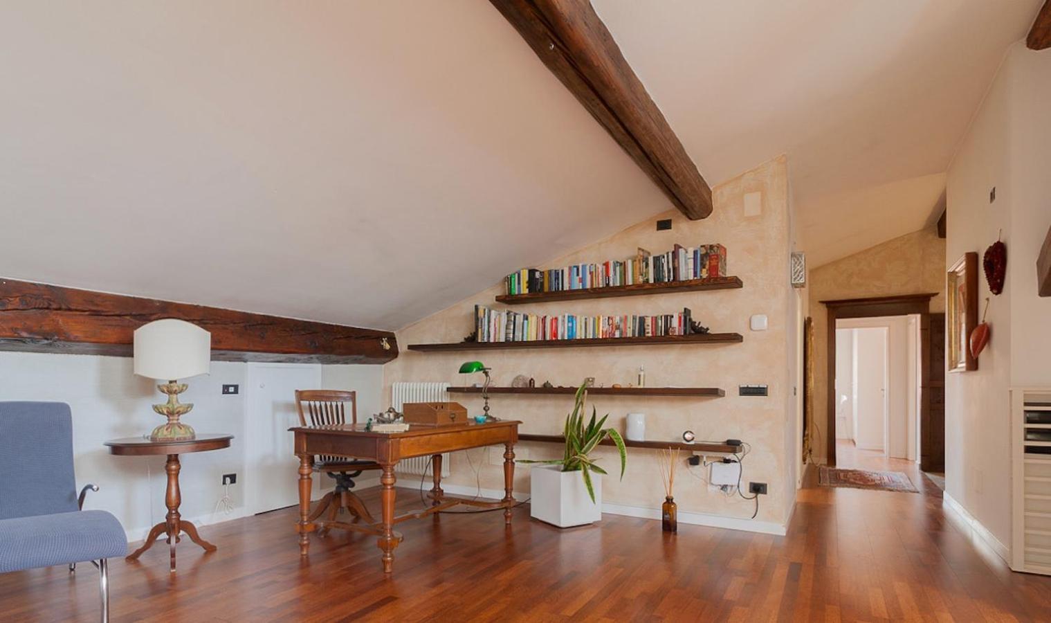 Diaz8 Di Tss' - Nel Cuore Di - Spazioso Ed Elegante - Silenzioso - Perfetto Per Smartworking Apartment