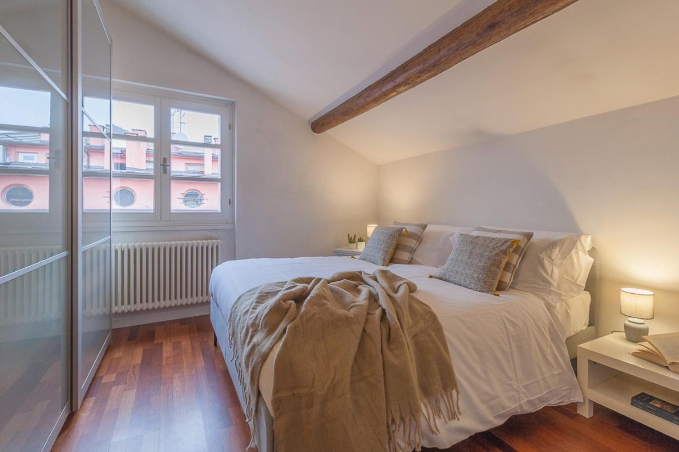 Diaz8 Di Tss' - Nel Cuore Di - Spazioso Ed Elegante - Silenzioso - Perfetto Per Smartworking Apartment *